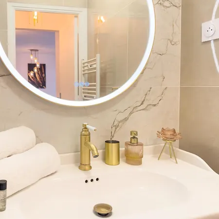 Le Dore By Winsome Destination Apartment *