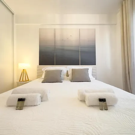 Apartment Le Dore By Winsome Destination